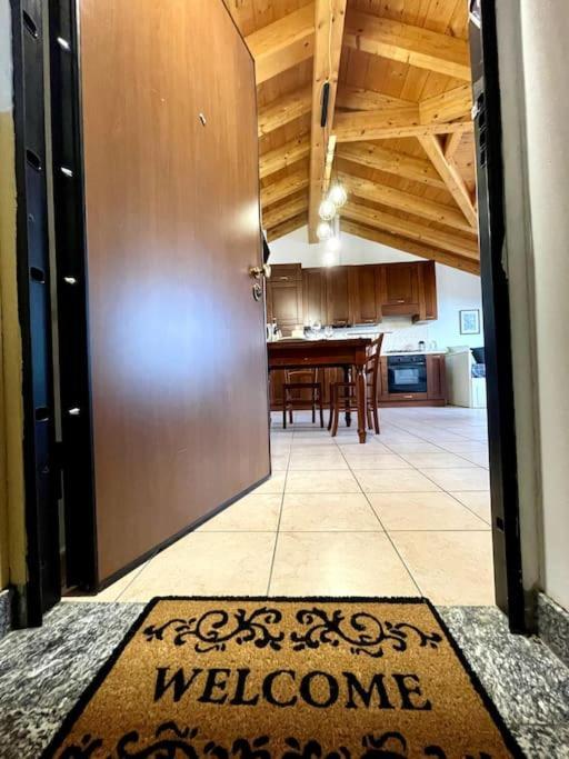 Apartamento Mansarda Antica Milano San Giuliano Milanese Exterior foto